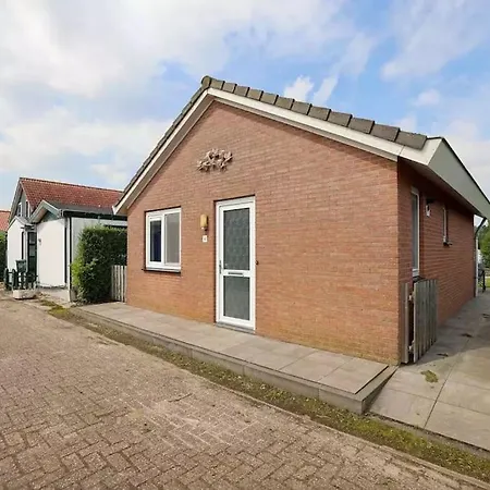 De Zwanenbloem 3*